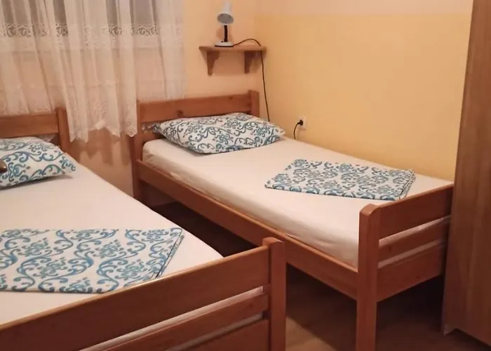 Apartamento With Parking Space Jezera, Murter - 24202 *