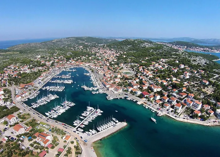 With Parking Space Jezera, Murter - 24202 Jezera